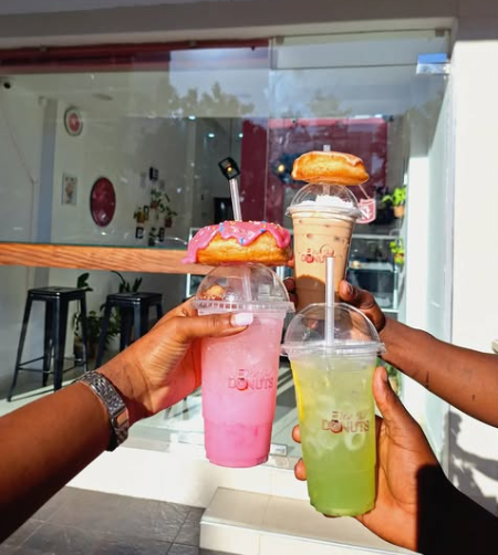 Frosty fizzy drinks with friends